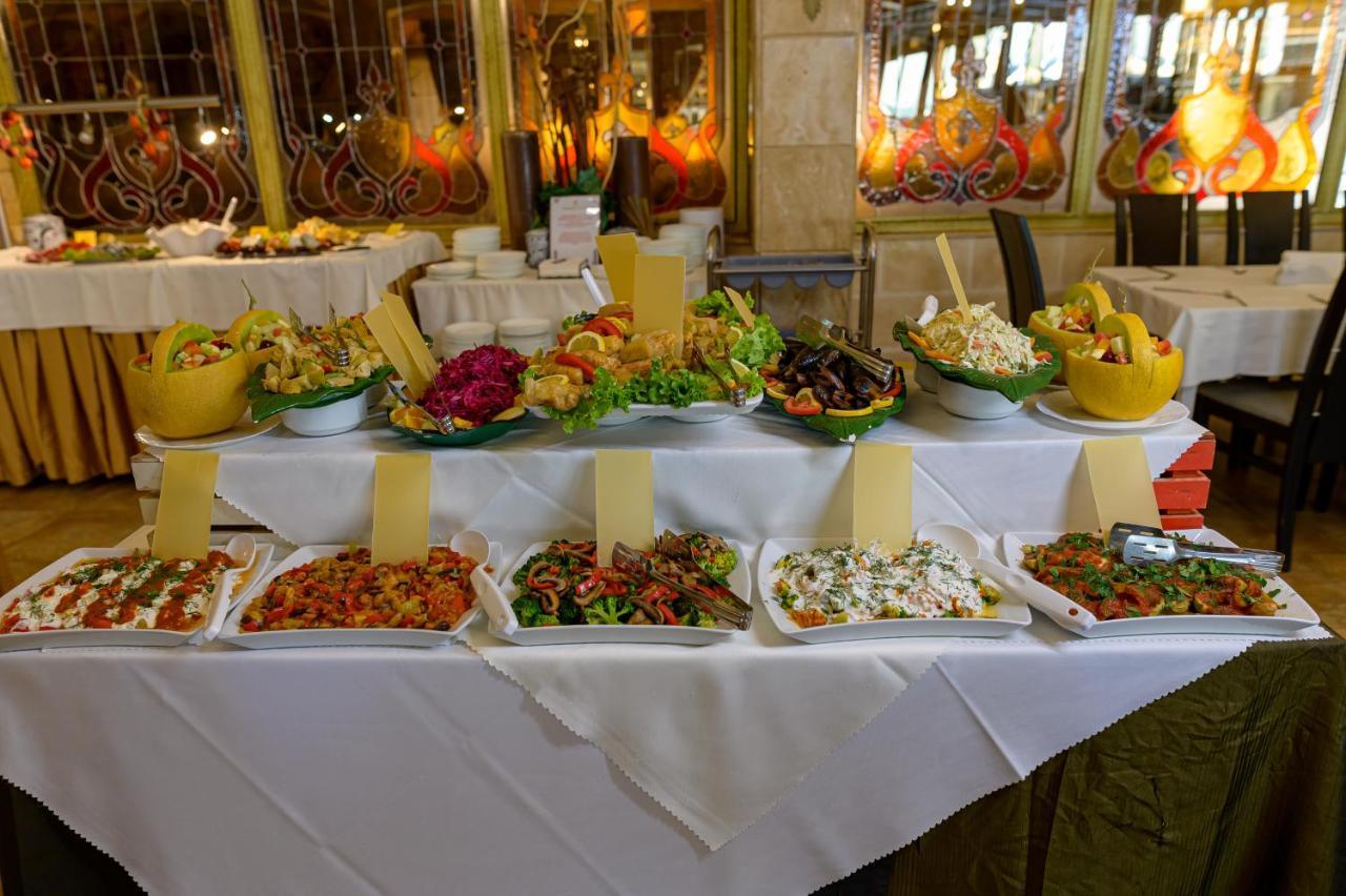 Imperial Palace Hotel Slăntjev Brjag Exteriör bild